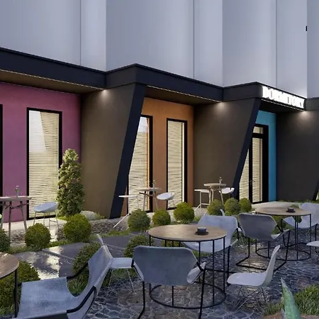 Mega Auberge de jeunesse Saranda