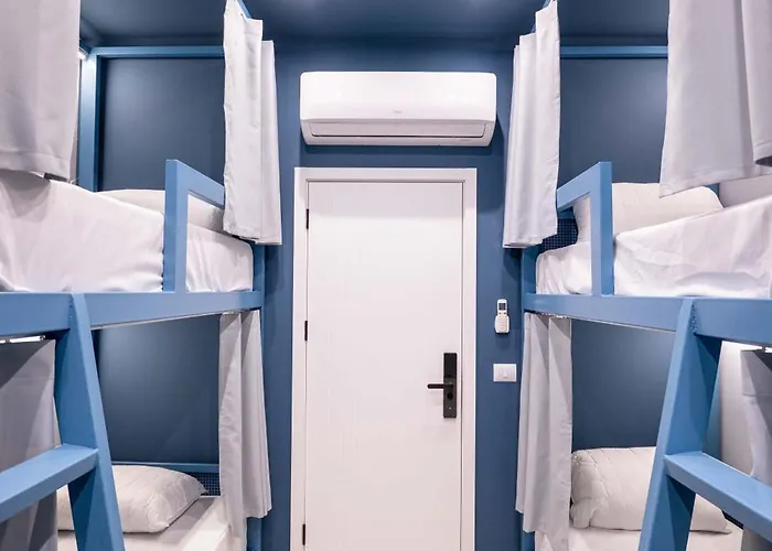 Mega Ostello Sarandë