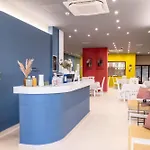 旅馆 Mega Sarandë