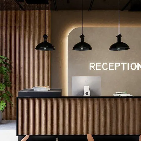 旅馆 Mega Sarandë