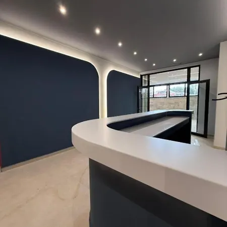 Mega אכסניה *