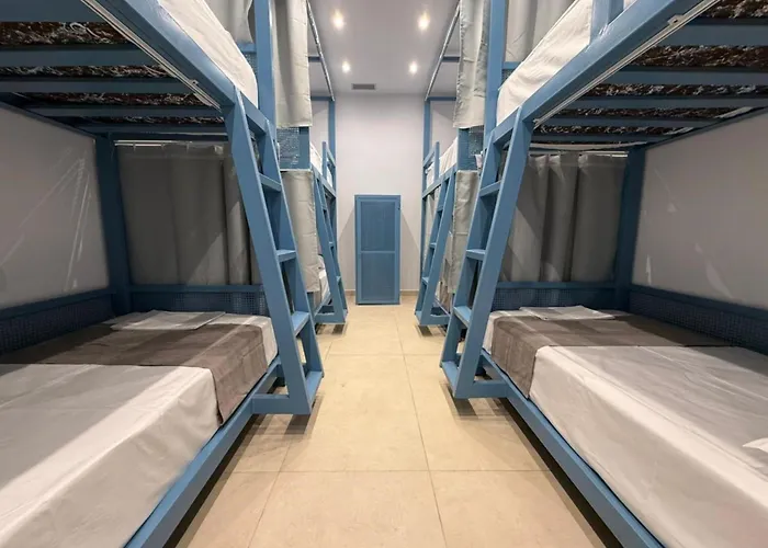 旅馆 Mega Sarandë