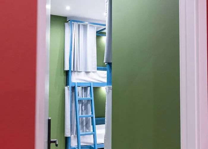 旅馆 Mega Sarandë